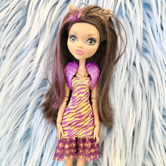 Monster High Doll, 2015, Clawdeen Wolf, Welcome to Monster High Doll - Picture 3 of 12